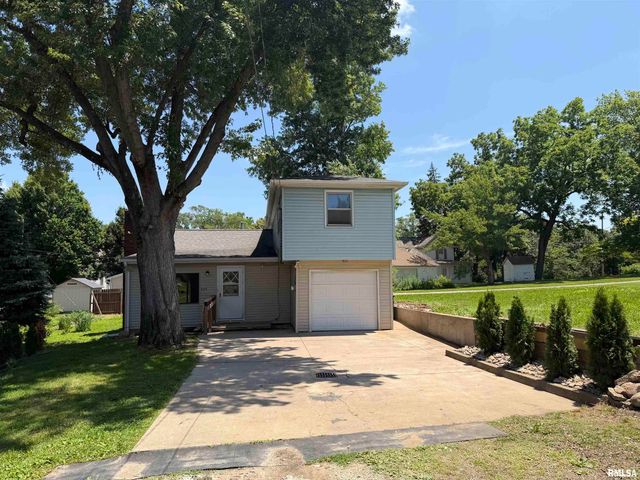 225 GRANDVIEW Avenue, East Peoria, IL 61611