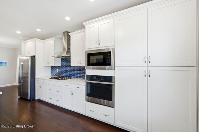 1276 Coolhouse Way, Louisville, KY 40223