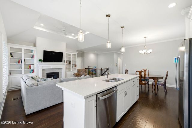 1276 Coolhouse Way, Louisville, KY 40223