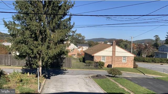321 2ND ST, Shillington, PA 19607