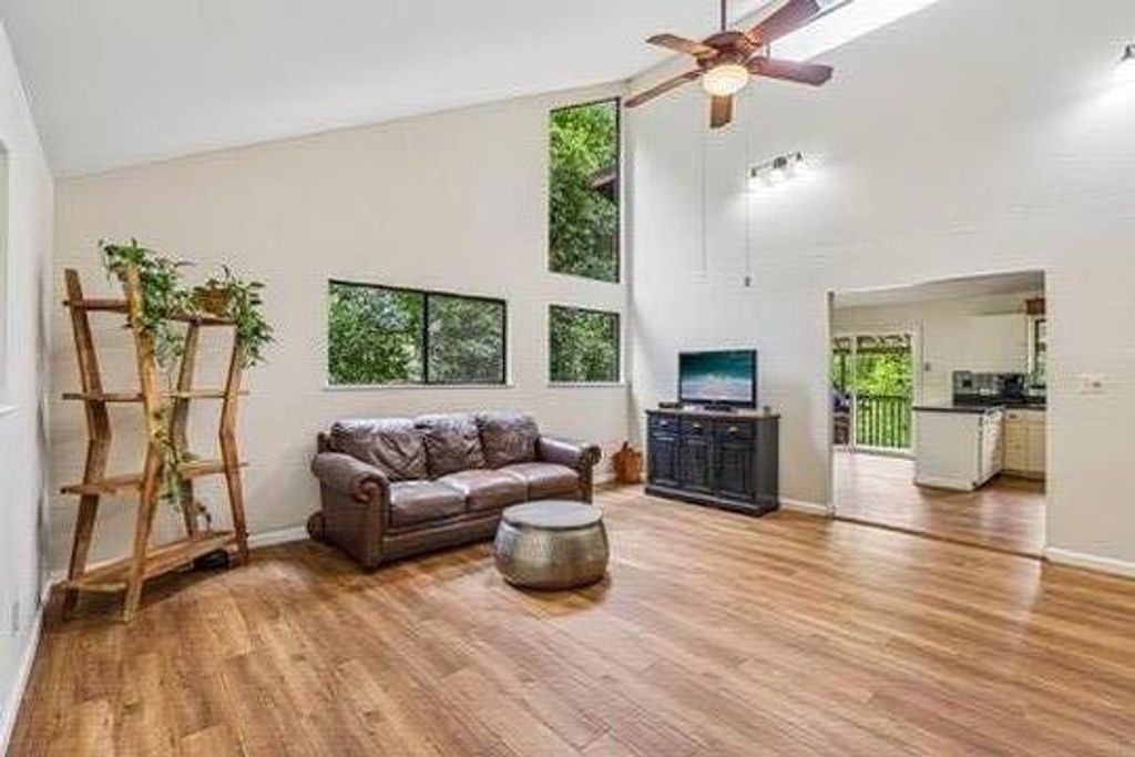 Image 3 of property listing at 303 Blair Street, Felton, CA 95018