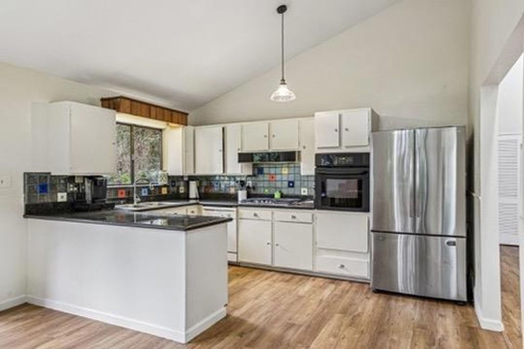 Image 5 of property listing at 303 Blair Street, Felton, CA 95018