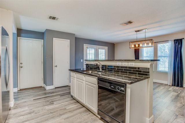 7113 Encanto TRL, Austin, TX 78744