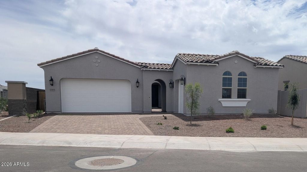 17895 W WINDMERE Drive, Goodyear, AZ 85338