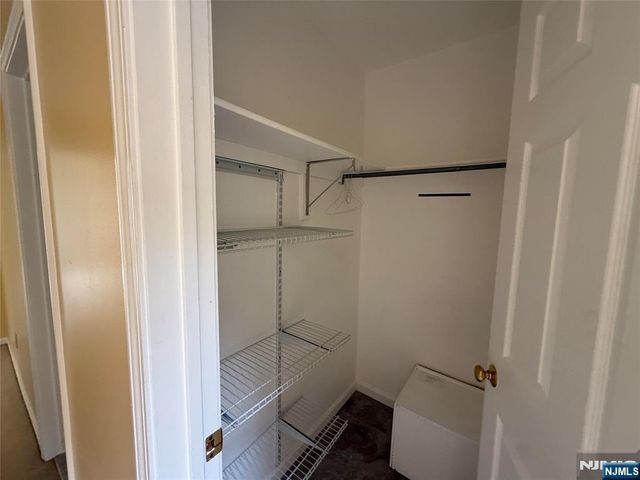 884 E Somerset Court, Ramsey, NJ 07446