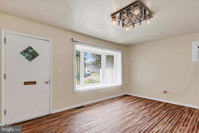 209 MONTGOMERY AVE, Reading, PA 19606
