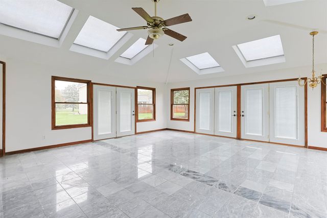 17866 Bellows Falls Drive, South Bend, IN 46614