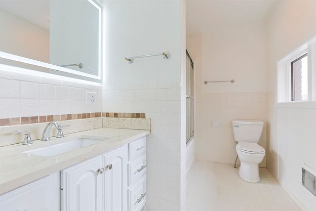 17866 Bellows Falls Drive, South Bend, IN 46614