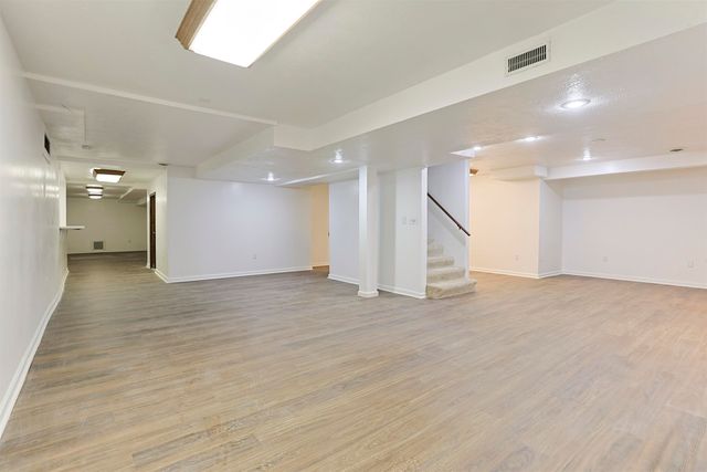 17866 Bellows Falls Drive, South Bend, IN 46614