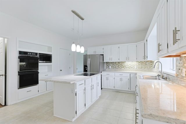 17866 Bellows Falls Drive, South Bend, IN 46614