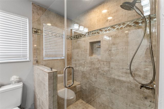 120 Rocking Chair Ranch Road, Trinidad, TX 75163