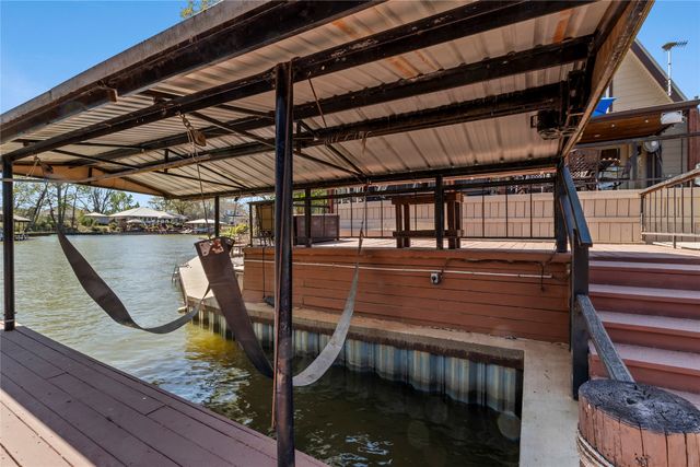 120 Rocking Chair Ranch Road, Trinidad, TX 75163