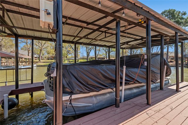 120 Rocking Chair Ranch Road, Trinidad, TX 75163