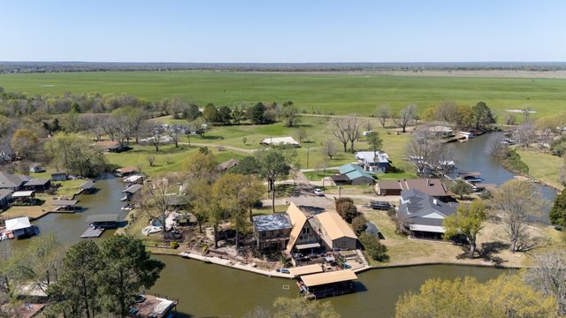 120 Rocking Chair Ranch Road, Trinidad, TX 75163