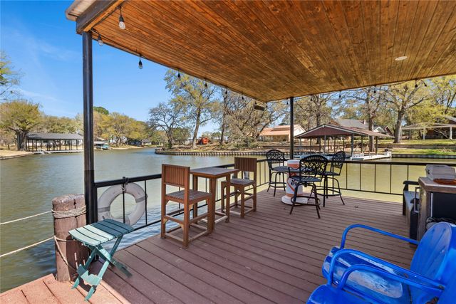 120 Rocking Chair Ranch Road, Trinidad, TX 75163