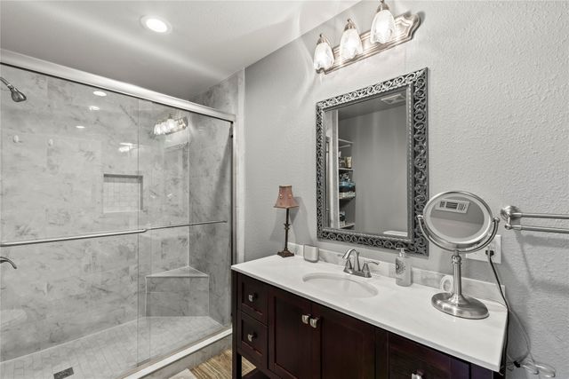 120 Rocking Chair Ranch Road, Trinidad, TX 75163