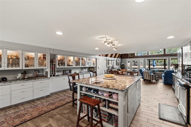 120 Rocking Chair Ranch Road, Trinidad, TX 75163