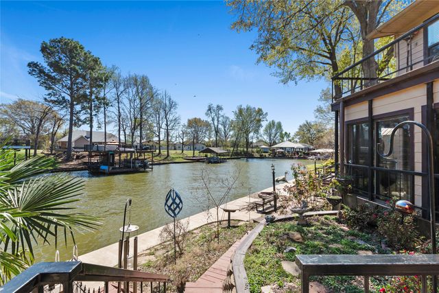 120 Rocking Chair Ranch Road, Trinidad, TX 75163