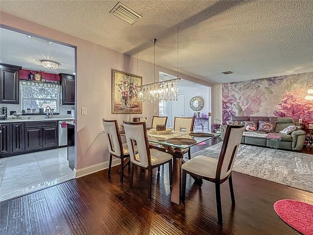 110 ASPEN CIRCLE, Seminole, FL 33777