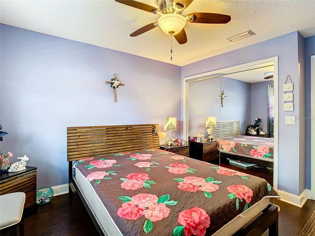 110 ASPEN CIRCLE, Seminole, FL 33777