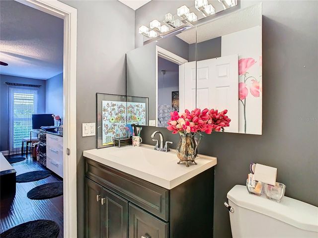 110 ASPEN CIRCLE, Seminole, FL 33777