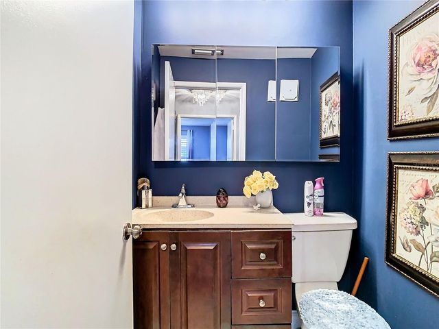 110 ASPEN CIRCLE, Seminole, FL 33777