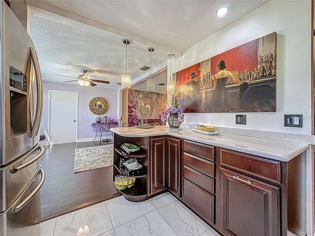 110 ASPEN CIRCLE, Seminole, FL 33777