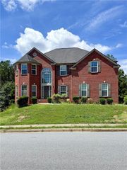 1202 Tupelo Chase Court, Auburn, GA 30011