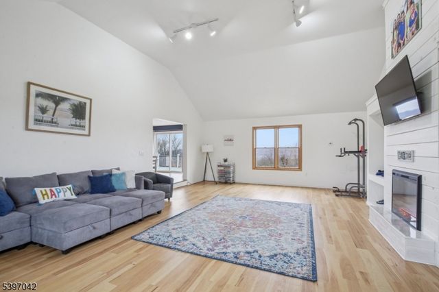 154 Lott Rd, Wantage Twp., NJ 07461