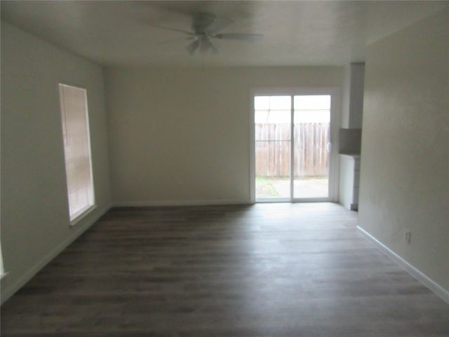 2622 Branch Oaks Drive, Garland, TX 75043