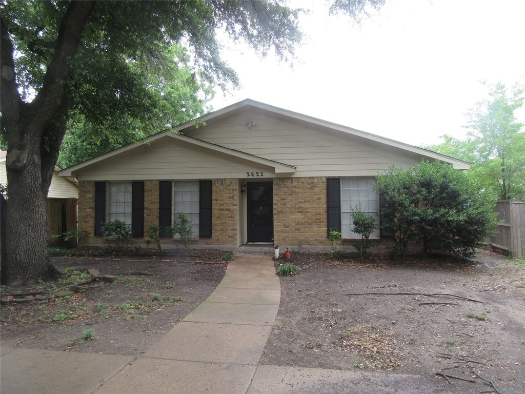 2622 Branch Oaks Drive, Garland, TX 75043