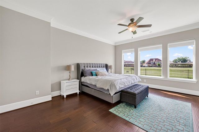12619 Spellbrook Point Lane, Tomball, TX 77377