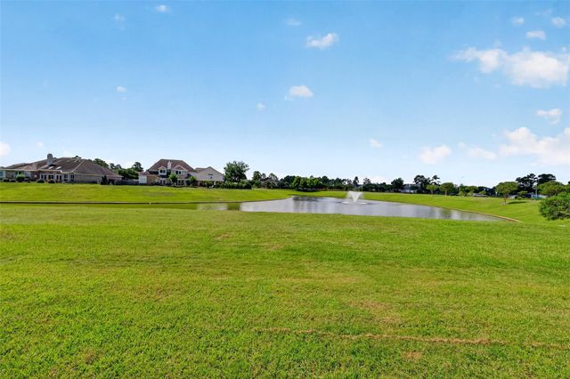 12619 Spellbrook Point Lane, Tomball, TX 77377