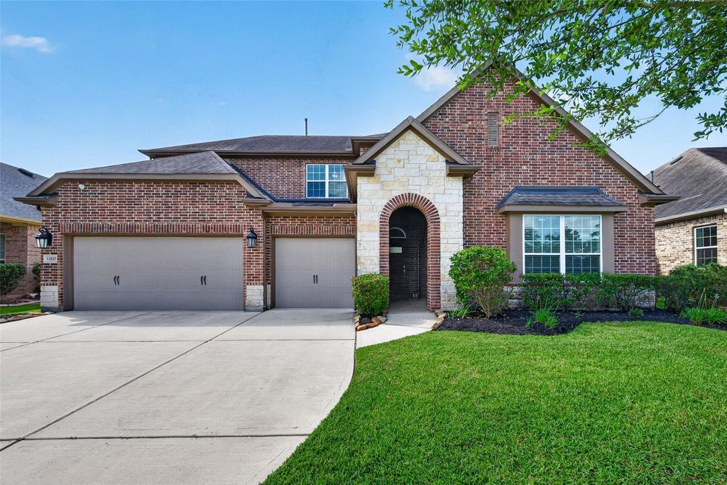 12619 Spellbrook Point Lane, Tomball, TX 77377