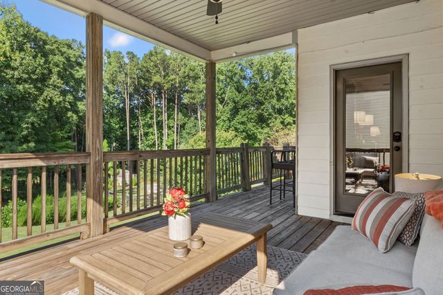 140 Greenview Drive, Newnan, GA 30265