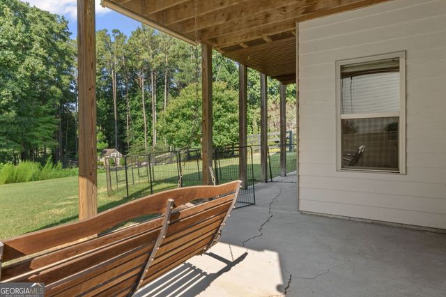 140 Greenview Drive, Newnan, GA 30265