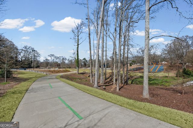 140 Greenview Drive, Newnan, GA 30265