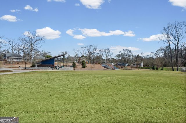 140 Greenview Drive, Newnan, GA 30265