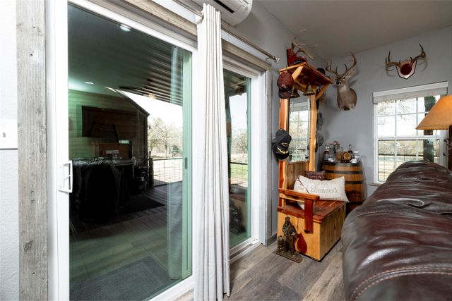 450 Angus Drive, Weatherford, TX 76088