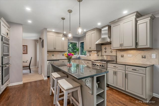 936 Doral Drive, Bartlett, IL 60103