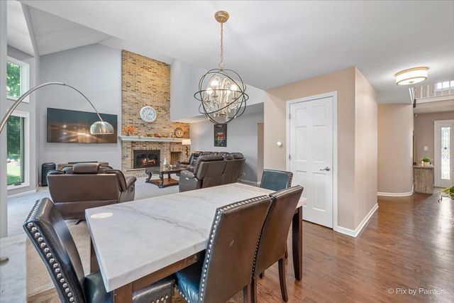 936 Doral Drive, Bartlett, IL 60103