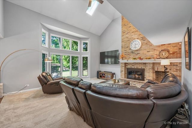 936 Doral Drive, Bartlett, IL 60103