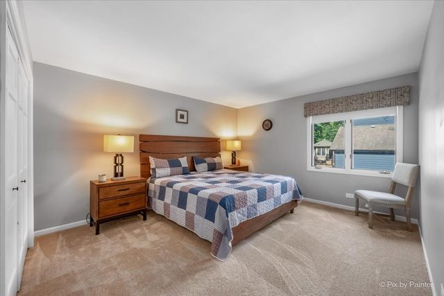 936 Doral Drive, Bartlett, IL 60103