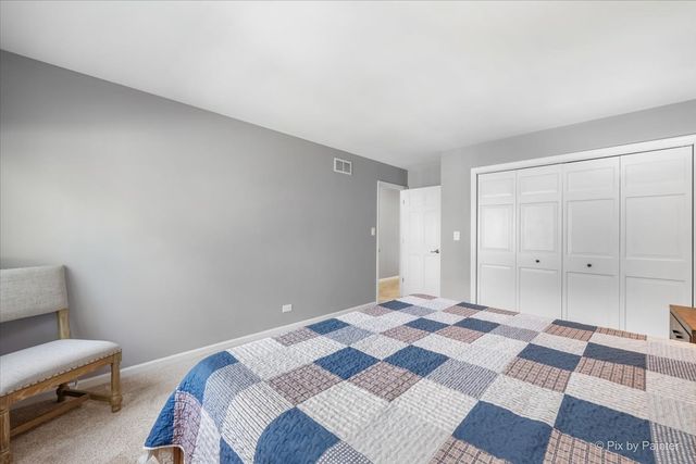 936 Doral Drive, Bartlett, IL 60103
