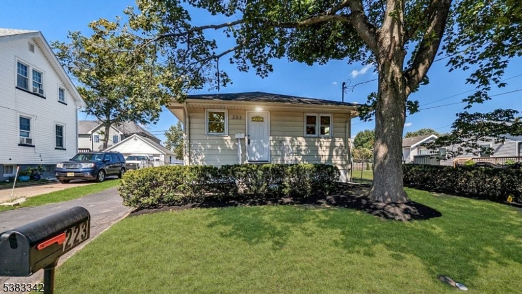 223 Elizabeth Ave, Piscataway Twp., NJ 08854