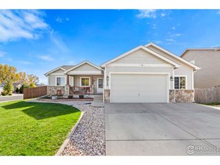 1720 Goldenvue Dr, Johnstown, CO 80534