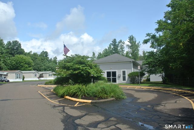 6 Harmony Lane, Milford, CT 06460