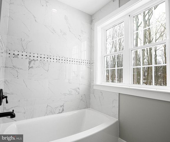 831 DEER RIDGE DR, Westminster, MD 21158