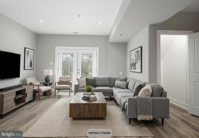 831 DEER RIDGE DR, Westminster, MD 21158