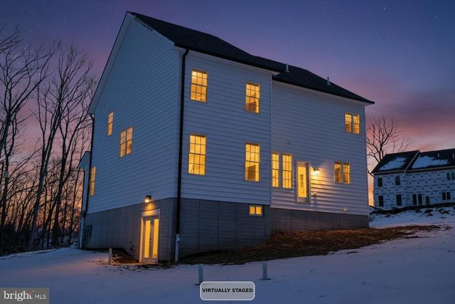 831 DEER RIDGE DR, Westminster, MD 21158
